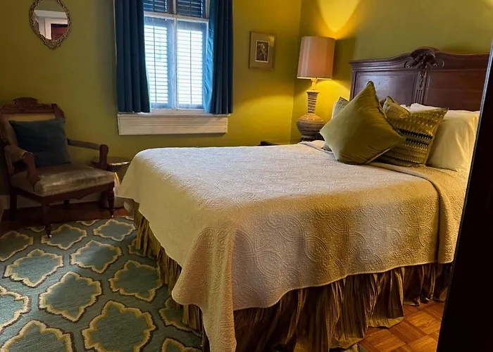 The Dragonfly Treme Guest House